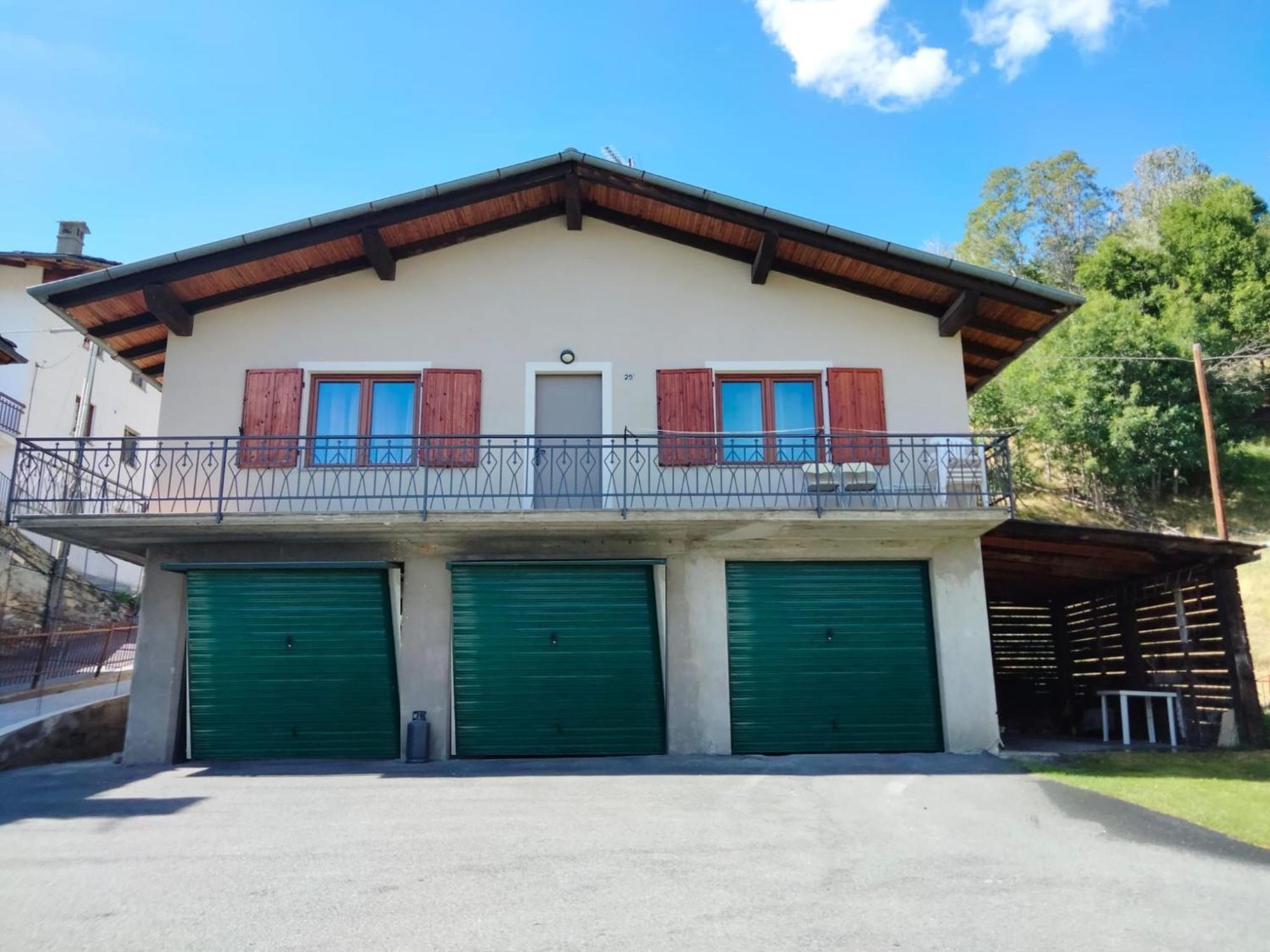 Single House Totally Independet Интрод Екстериор снимка