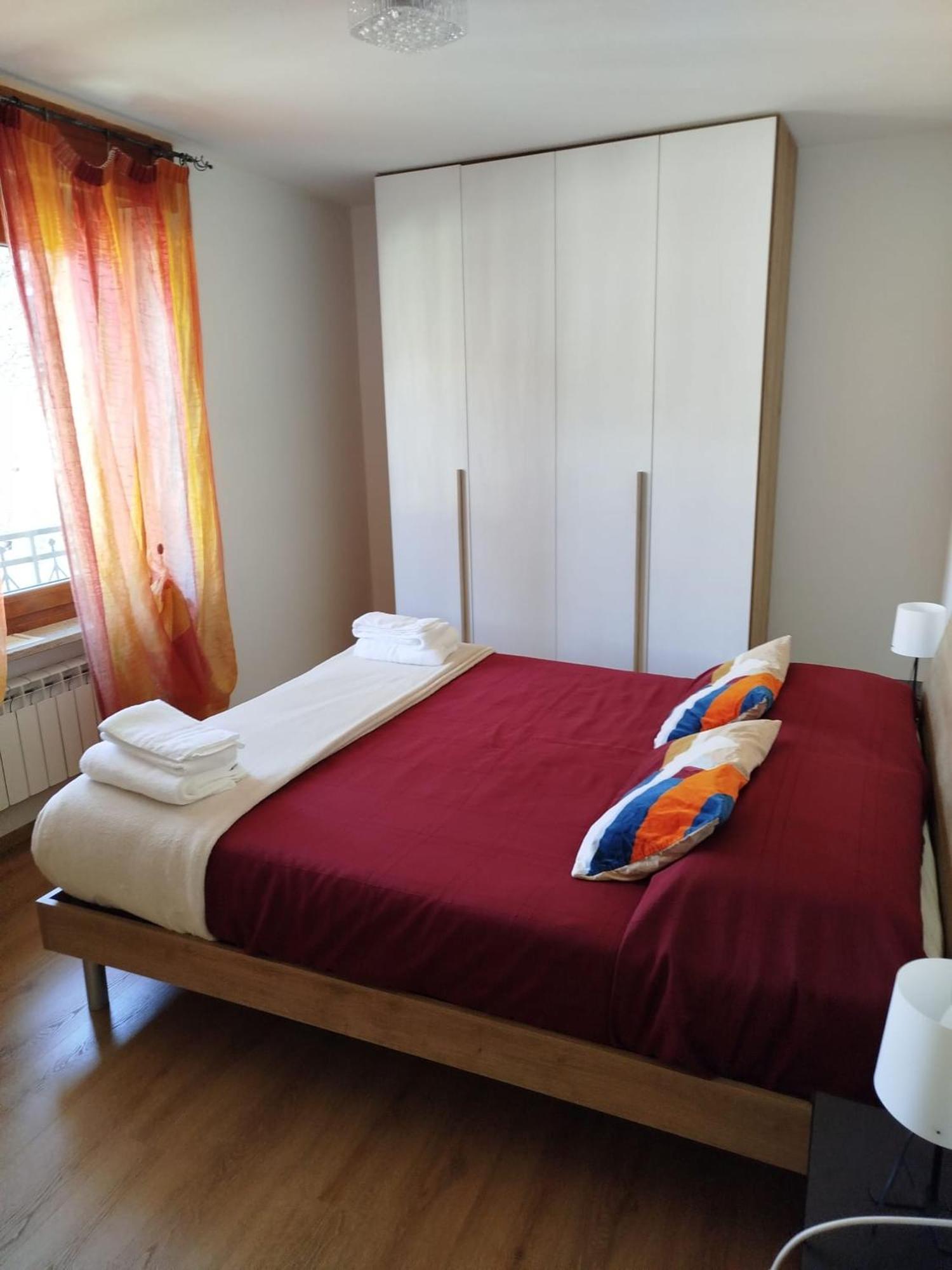 Single House Totally Independet Интрод Екстериор снимка